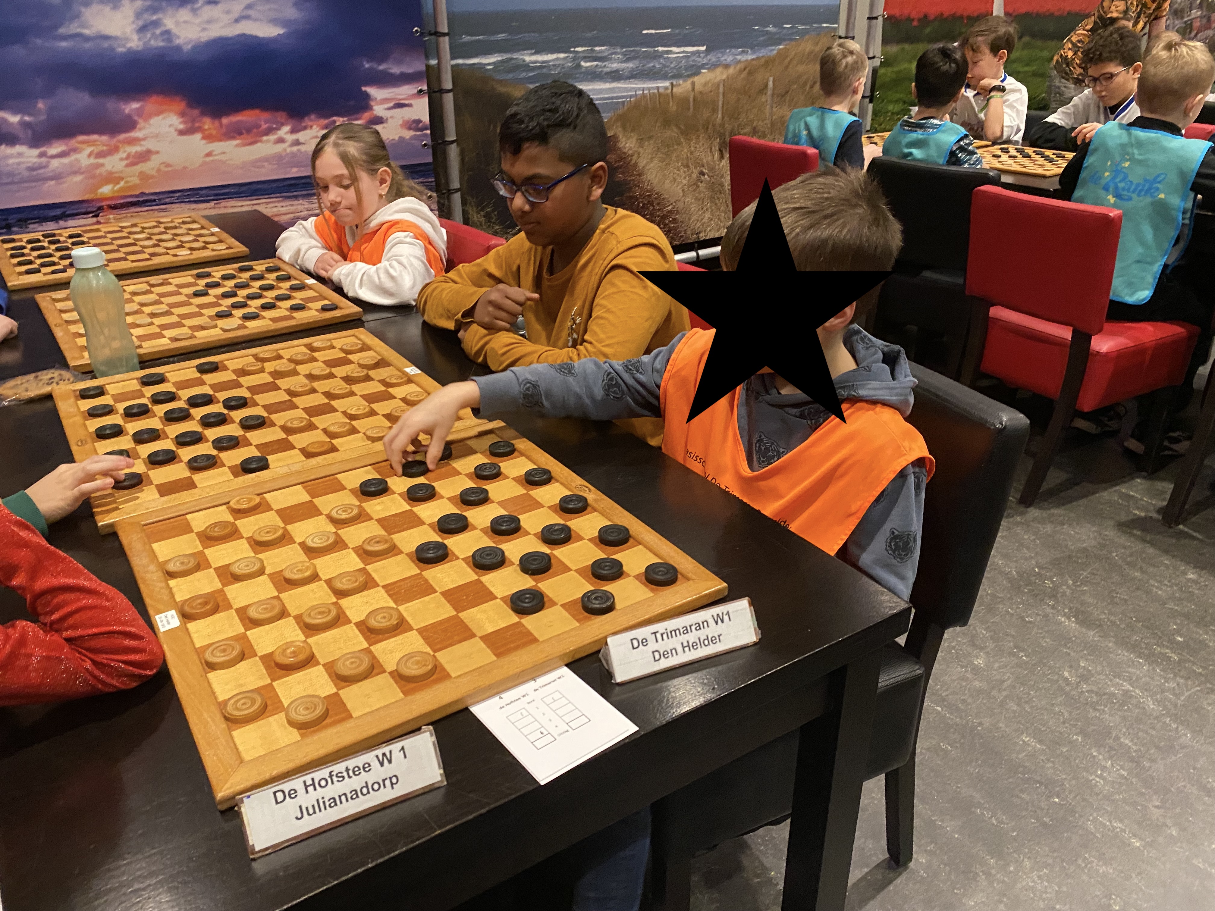 Dag 1 van het schooldamkampioenschap 2023